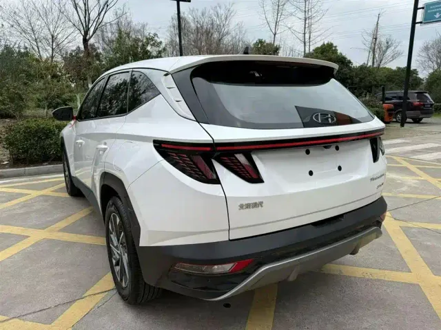 Hyundai Tucson — Фото автомобиля 14