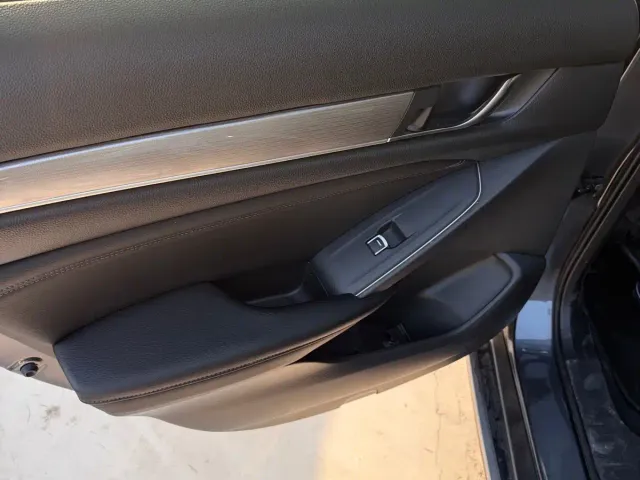 Honda Accord — Фото автомобиля 7