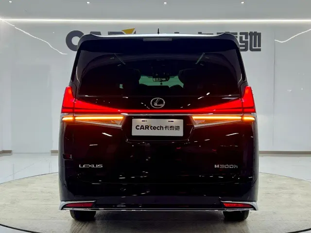 Lexus LM — Фото автомобиля 5