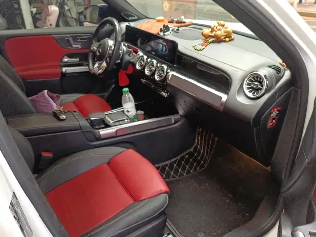 Mercedes-Benz GLB AMG — Фото автомобиля 8