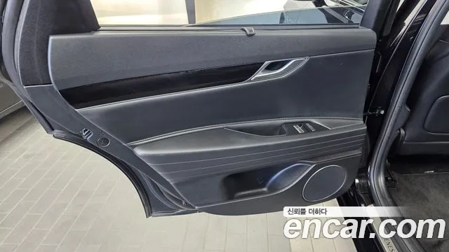 Genesis G80 RG3 — Фото автомобиля 14