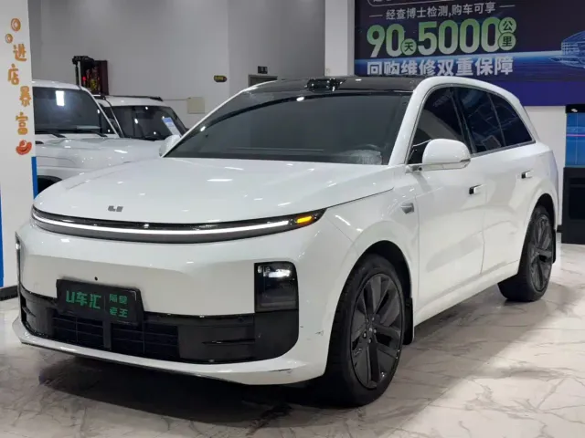 Фотография автомобиля — Li Auto L6