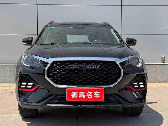Jetour X70 — Фото автомобиля 2