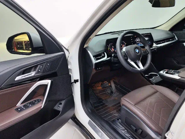 BMW X1 — Фото автомобиля 7