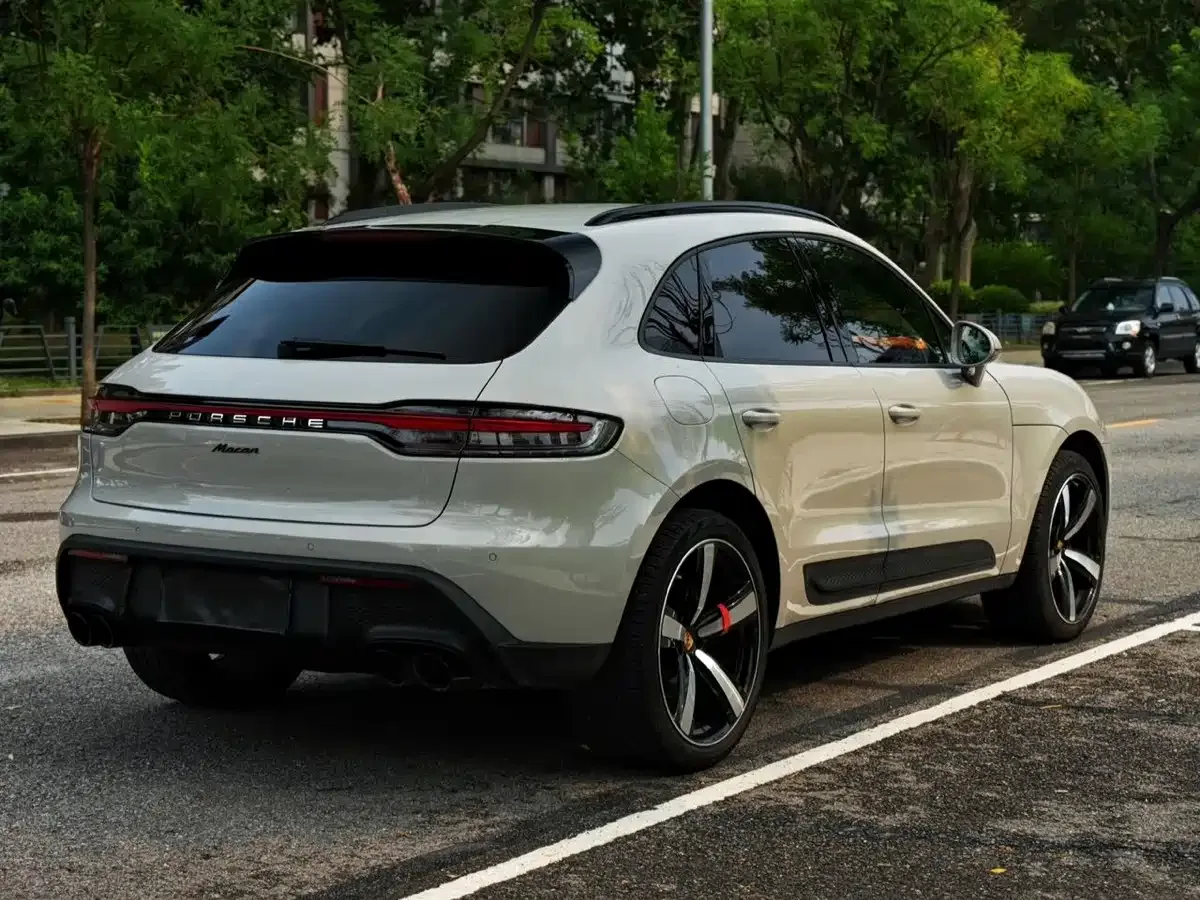 Porsche Macan 2023 Macan 2.0T — Фото автомобиля 4