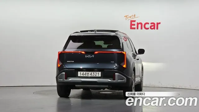 Kia Seltos Generation 2 — Фото автомобиля 4