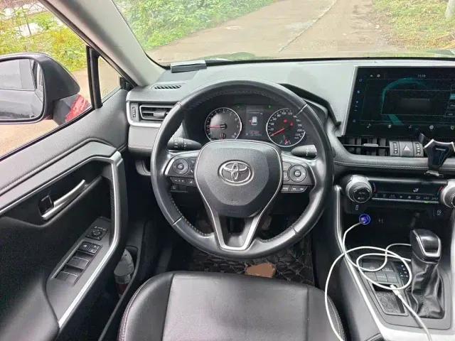 Toyota Wildlander — Фото автомобиля 6