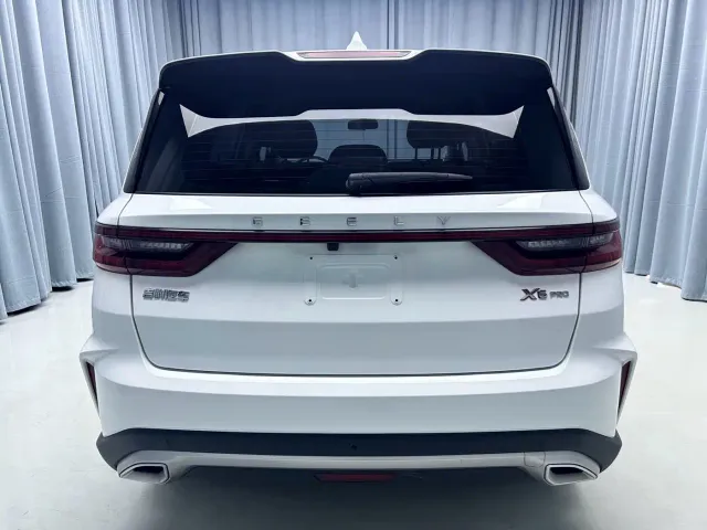 Geely Vision X6 — Фото автомобиля 19