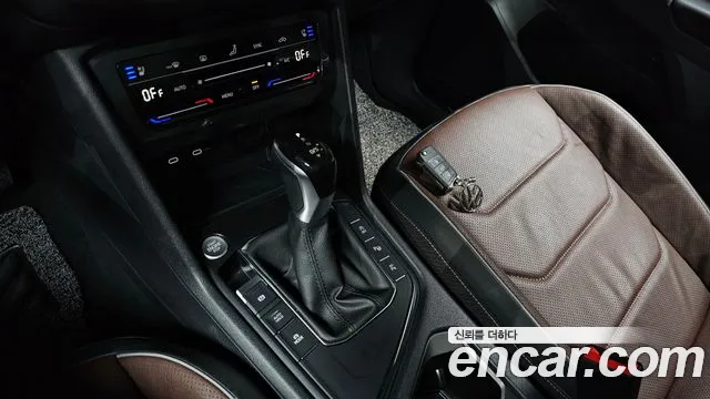 Volkswagen Tiguan — Фото автомобиля 9