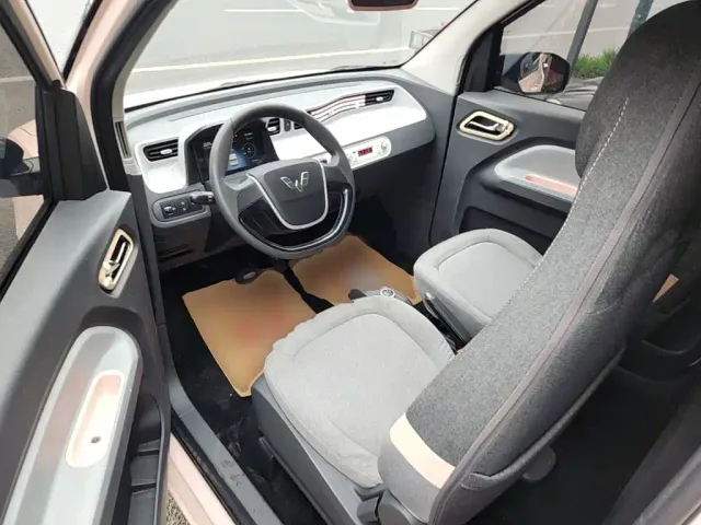 Wuling Hongguang Mini EV — Фото автомобиля 15
