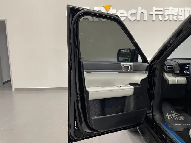 BYD FangChengBao Titanium 7 — Фото автомобиля 11