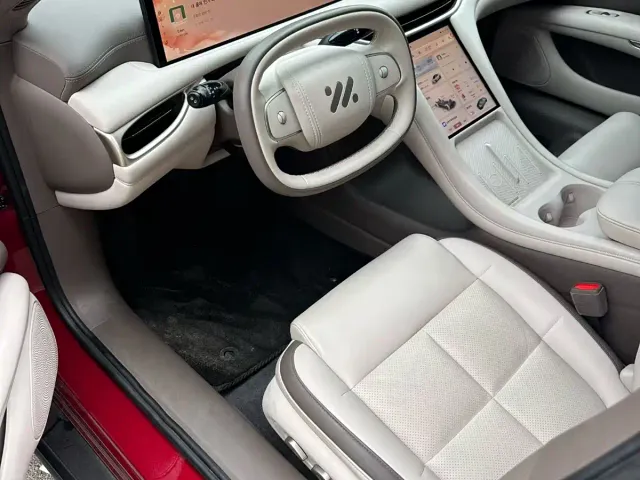 IM Motors L6 — Фото автомобиля 4