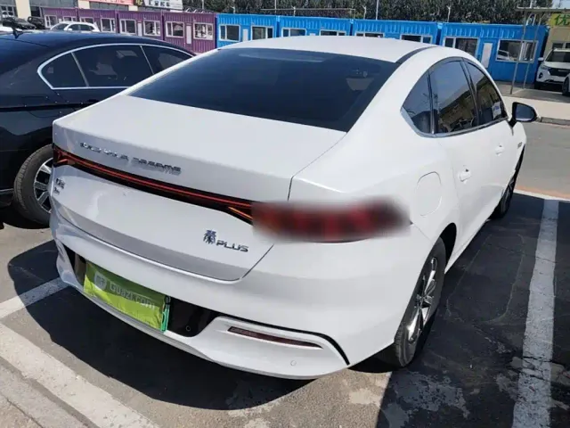BYD Qin PLUS — Фото автомобиля 6
