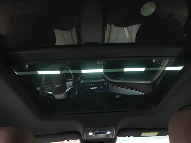 BYD Seal 07 DM-i — Фото автомобиля 17