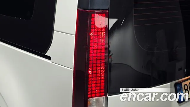 Hyundai Staria — Фото автомобиля 8