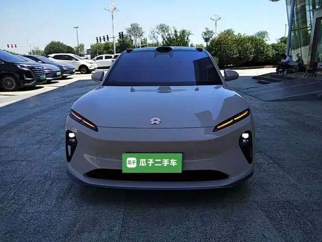 Nio ET5 — Фото автомобиля 2