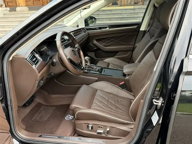 Volkswagen Phideon — Фото автомобиля 8