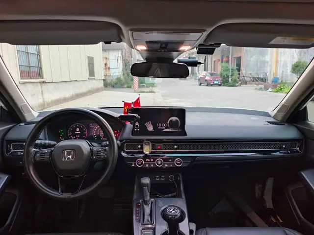 Honda Civic — Фото автомобиля 2