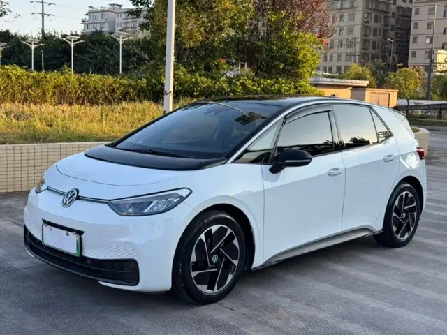 Фотография автомобиля — Volkswagen ID.3