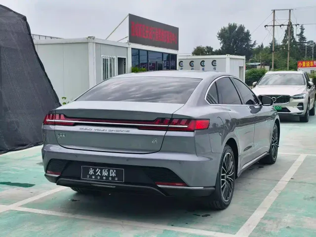 BYD Han — Фото автомобиля 23