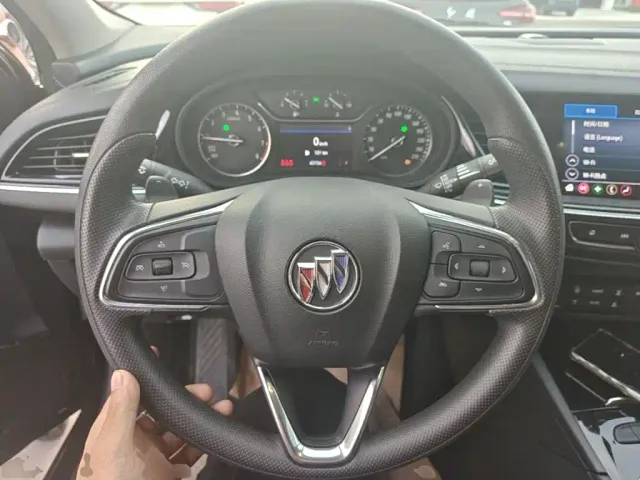 Buick Regal — Фото автомобиля 6