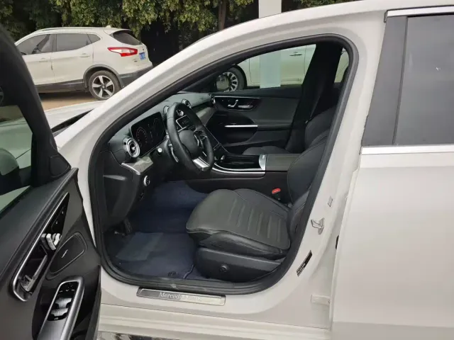 Mercedes-Benz C-Class — Фото автомобиля 5