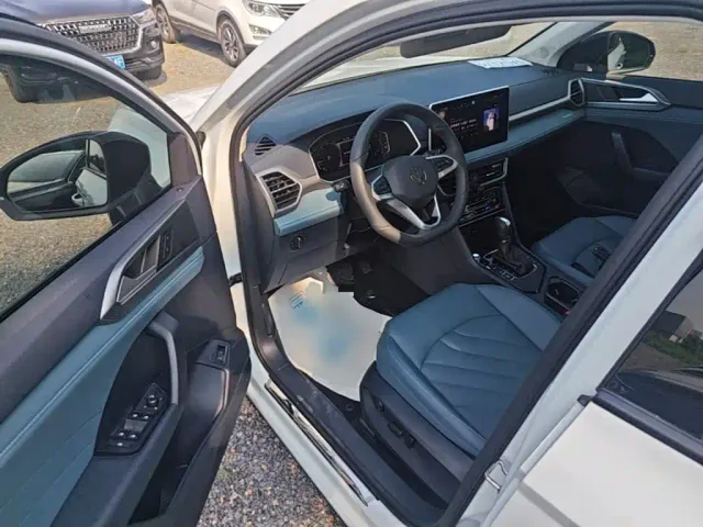 Volkswagen Tharu — Фото автомобиля 14
