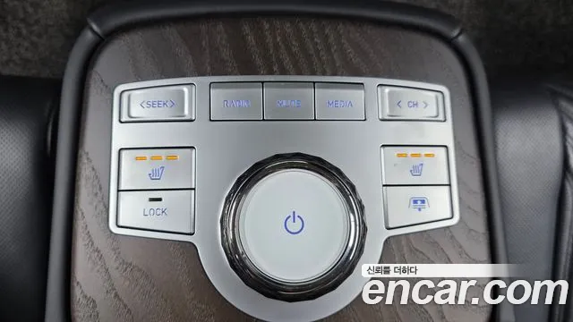 Genesis G80 Бензин 3.5 турбо AWD — Фото автомобиля 22