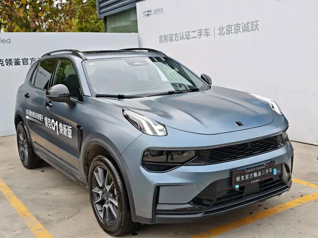 Lynk & Co 01 — Фото автомобиля 4