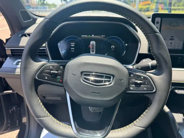 Geely Xingrui — Фото автомобиля 4