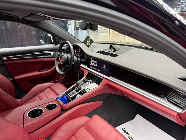 Porsche Panamera — Фото автомобиля 8