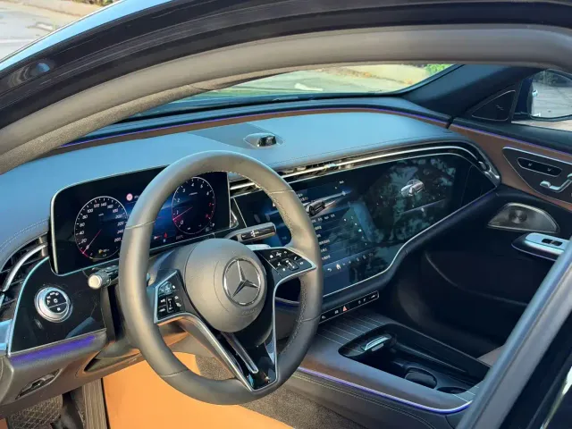 Mercedes-Benz E-Class — Фото автомобиля 6