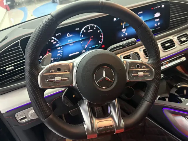 Mercedes-Benz GLE-Class AMG — Фото автомобиля 4