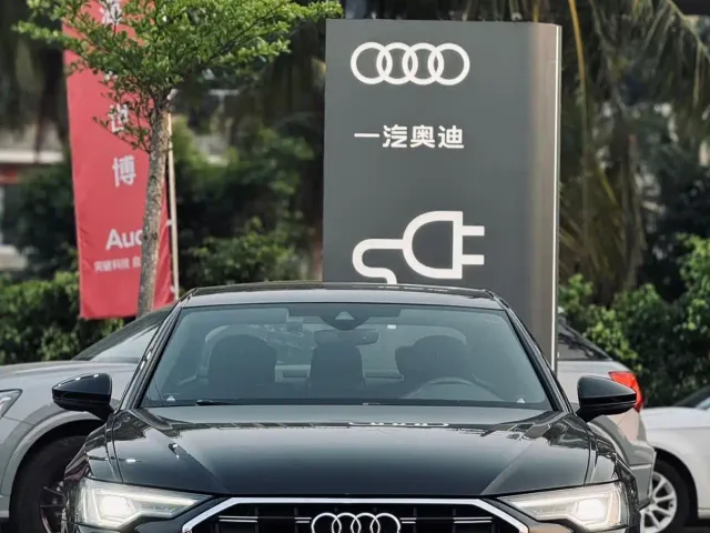 Audi A6L — Фото автомобиля 2
