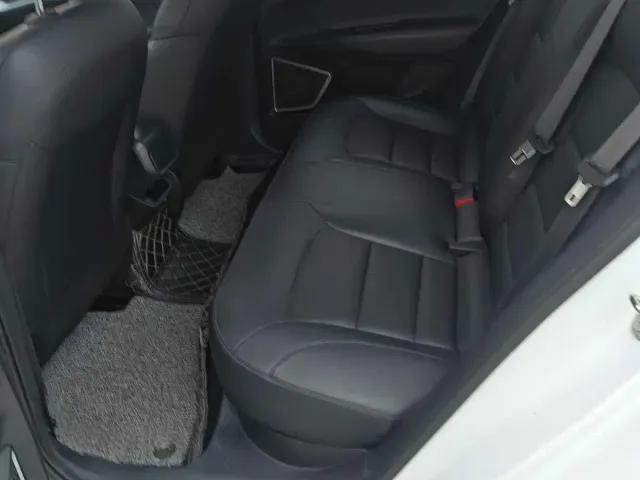 Geely Geometry A — Фото автомобиля 6