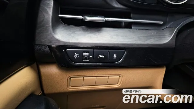 Kia Canival Carnival 4 поколение Бензин 9 мест Prestige — Фото автомобиля 18