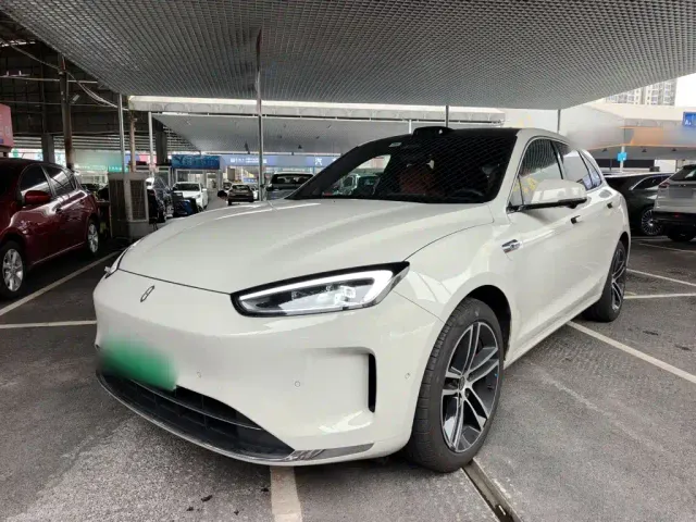 Фотография автомобиля — Aito M5