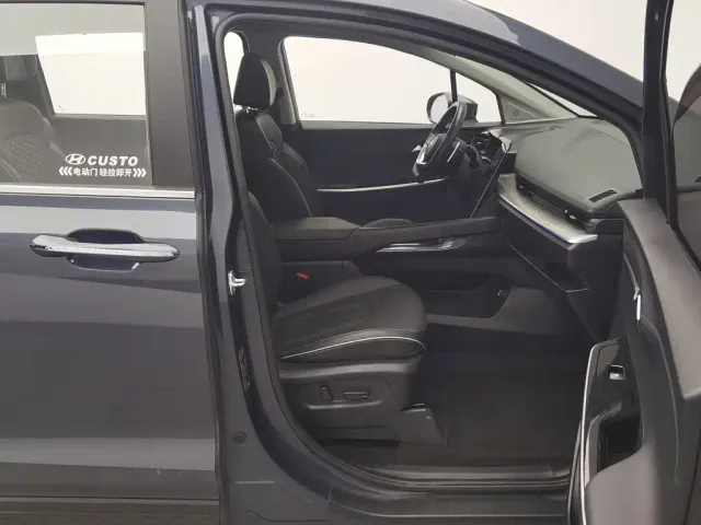 Hyundai Custo — Фото автомобиля 23