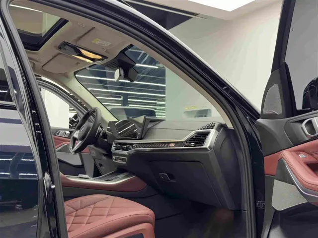 BMW X5 — Фото автомобиля 10