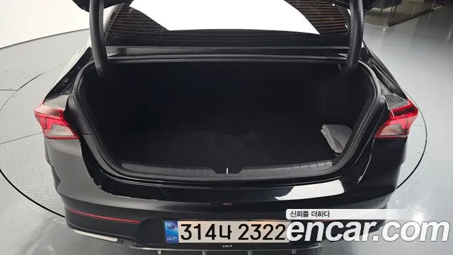 Kia K5 K5 3 поколение 2.0 LPI(Для проката) — Фото автомобиля 26