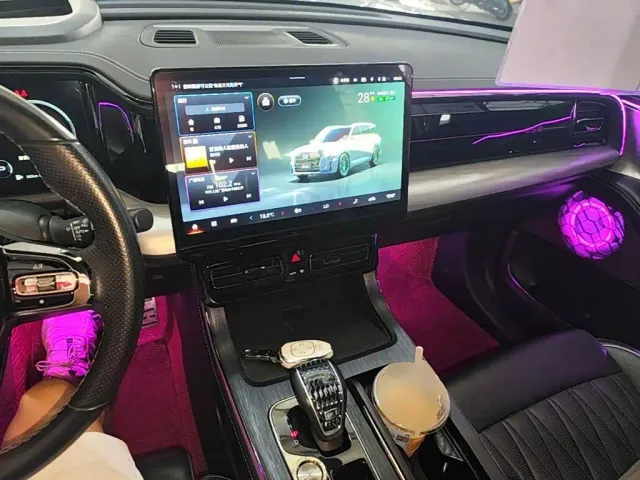 GAC Trumpchi GS8 — Фото автомобиля 9