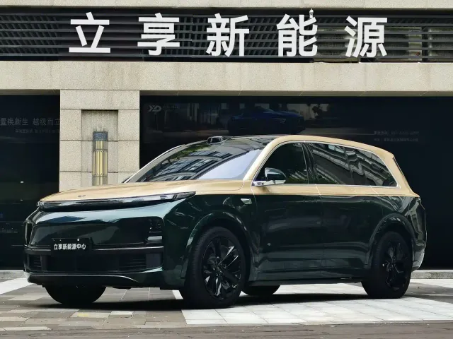 Фотография автомобиля — Li Auto L9