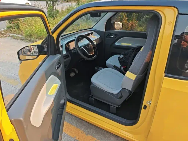 Wuling Hongguang Mini EV — Фото автомобиля 15