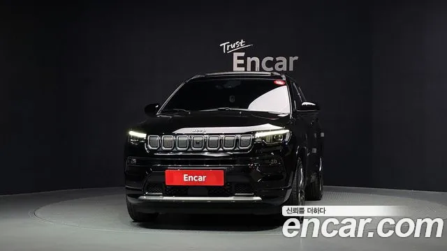 Jeep Compass — Фото автомобиля 3