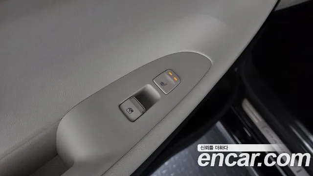 Hyundai Grandeur Grandeur (New) Hybrid — Фото автомобиля 29