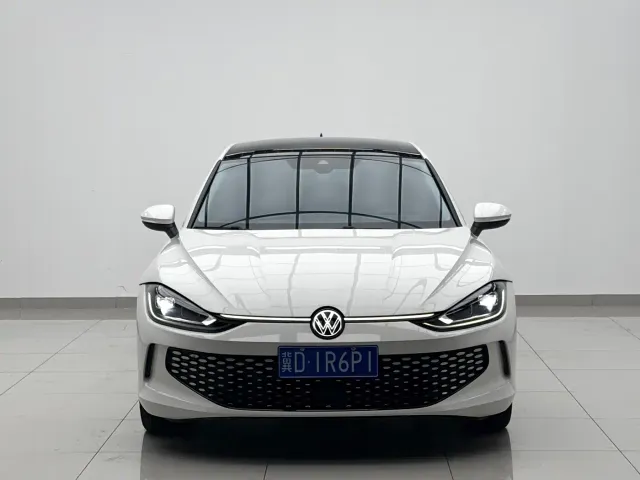 Volkswagen Lamando — Фото автомобиля 2