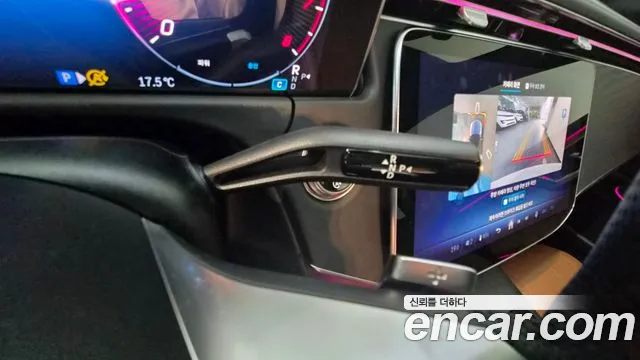 Mercedes-Benz E-Class — Фото автомобиля 16