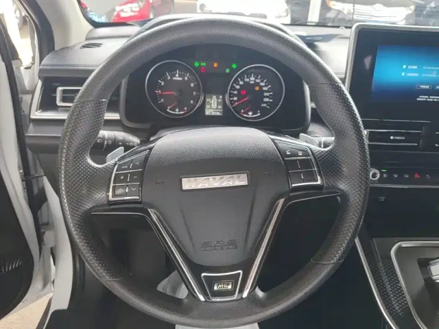 Haval M6 — Фото автомобиля 10