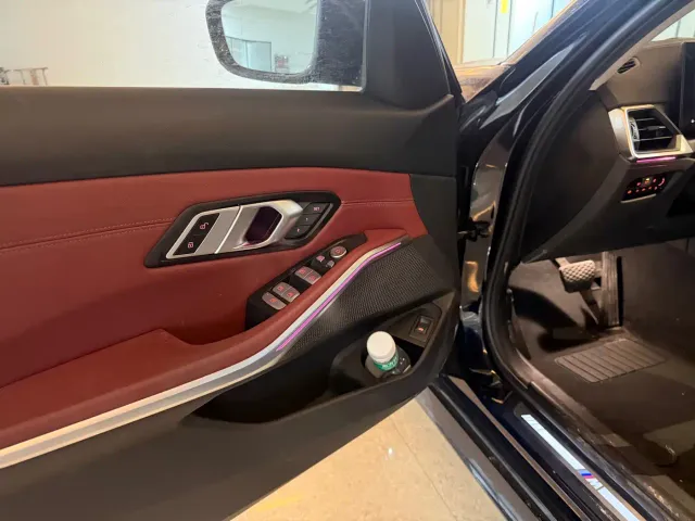 BMW 3 Series — Фото автомобиля 8