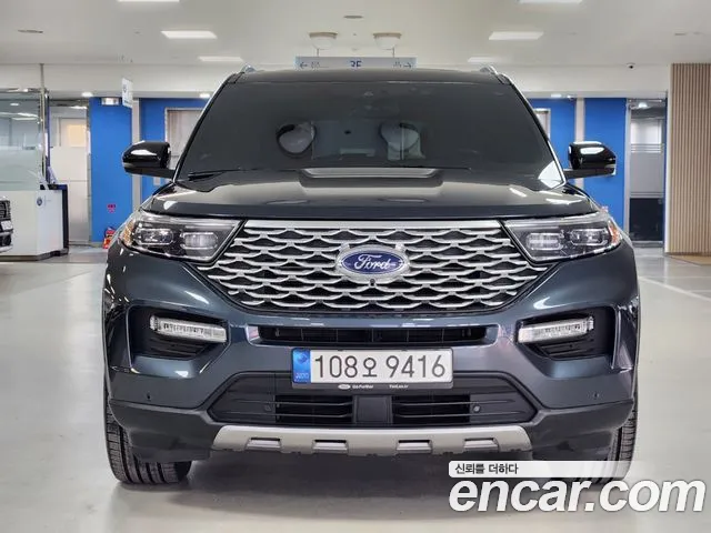 Ford Explorer Generation 6 — Фото автомобиля 3